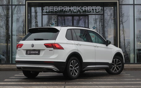 Volkswagen Tiguan II, 2020 год, 3 195 000 рублей, 3 фотография