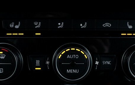 Volkswagen Tiguan II, 2020 год, 3 195 000 рублей, 14 фотография