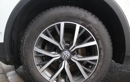 Volkswagen Tiguan II, 2020 год, 3 195 000 рублей, 29 фотография