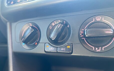 Volkswagen Polo VI (EU Market), 2015 год, 710 000 рублей, 8 фотография