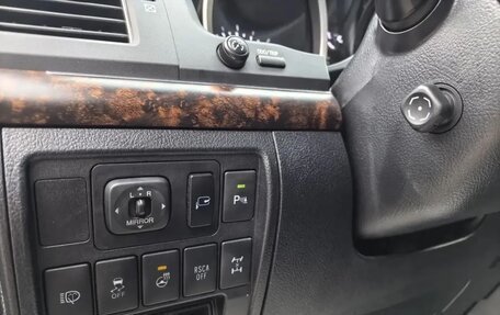 Toyota Land Cruiser 200, 2013 год, 3 550 000 рублей, 10 фотография