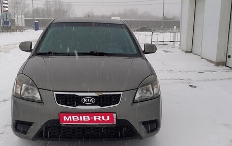 KIA Rio II, 2011 год, 550 000 рублей, 1 фотография