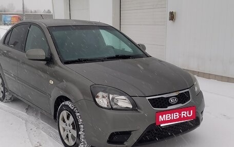 KIA Rio II, 2011 год, 550 000 рублей, 6 фотография