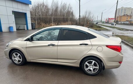 Hyundai Solaris II рестайлинг, 2013 год, 770 000 рублей, 1 фотография