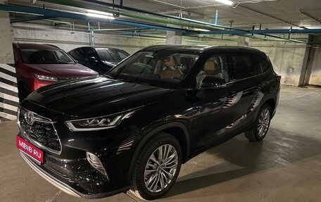 Toyota Highlander, 2025 год, 6 000 000 рублей, 1 фотография