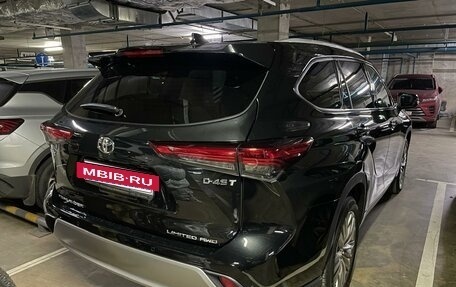Toyota Highlander, 2025 год, 6 000 000 рублей, 10 фотография