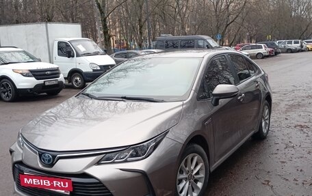 Toyota Corolla, 2020 год, 2 700 000 рублей, 3 фотография