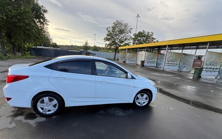 Hyundai Solaris II рестайлинг, 2014 год, 525 000 рублей, 3 фотография