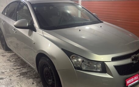 Chevrolet Cruze II, 2010 год, 510 000 рублей, 9 фотография