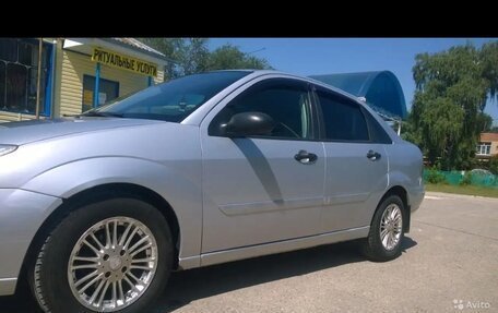 Ford Focus IV, 2001 год, 295 000 рублей, 2 фотография