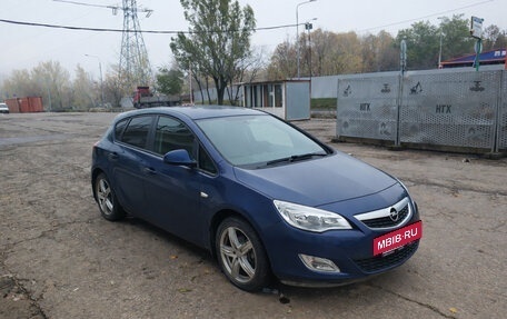 Opel Astra J, 2012 год, 735 000 рублей, 3 фотография