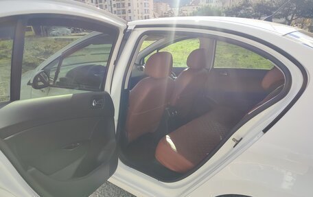 Peugeot 408 I рестайлинг, 2017 год, 915 000 рублей, 7 фотография