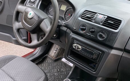 Skoda Fabia II, 2012 год, 410 000 рублей, 10 фотография