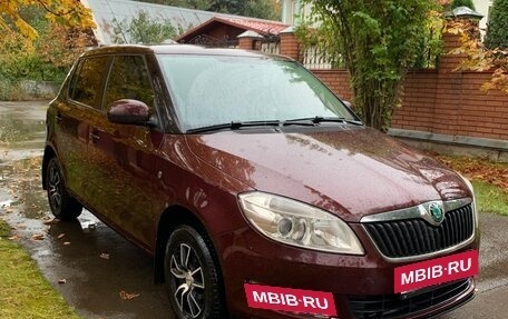 Skoda Fabia II, 2012 год, 410 000 рублей, 3 фотография
