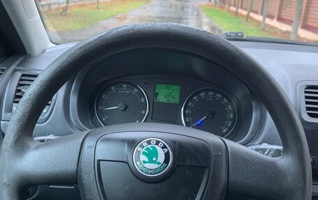 Skoda Fabia II, 2012 год, 410 000 рублей, 13 фотография