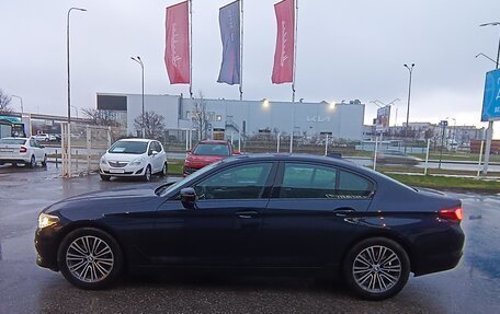 BMW 5 серия, 2018 год, 3 980 000 рублей, 4 фотография