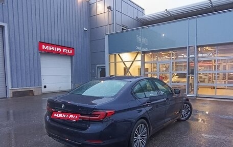 BMW 5 серия, 2018 год, 3 980 000 рублей, 8 фотография