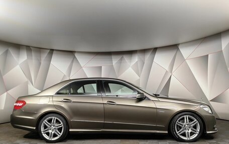 Mercedes-Benz E-Класс, 2011 год, 1 845 000 рублей, 6 фотография