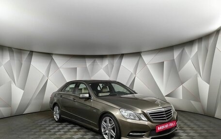Mercedes-Benz E-Класс, 2011 год, 1 845 000 рублей, 3 фотография