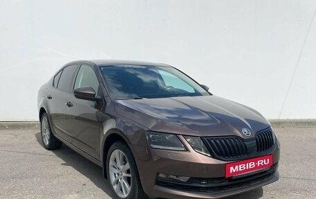 Skoda Octavia, 2018 год, 1 580 000 рублей, 3 фотография