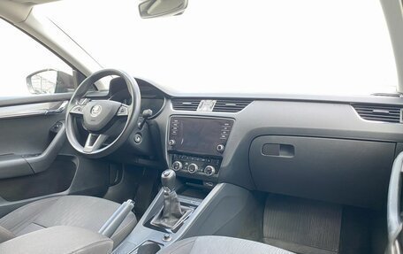 Skoda Octavia, 2018 год, 1 580 000 рублей, 13 фотография