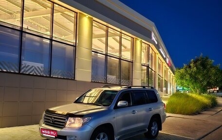 Toyota Land Cruiser 200, 2010 год, 3 100 000 рублей, 2 фотография