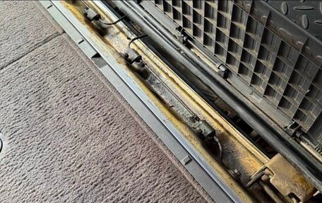 Toyota Land Cruiser 200, 2010 год, 3 100 000 рублей, 15 фотография