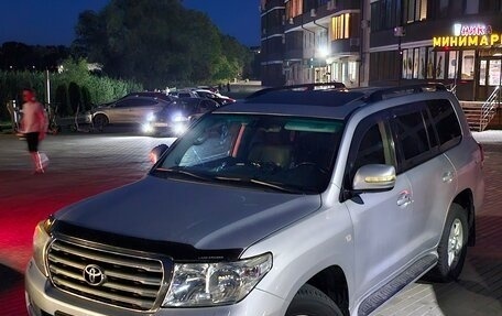 Toyota Land Cruiser 200, 2010 год, 3 100 000 рублей, 6 фотография