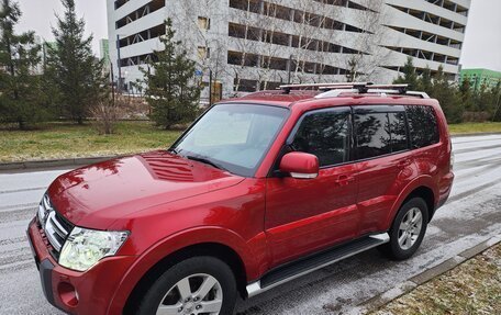 Mitsubishi Pajero IV, 2008 год, 2 400 000 рублей, 2 фотография