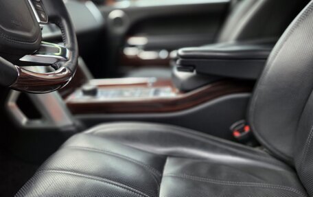 Land Rover Range Rover IV рестайлинг, 2013 год, 2 900 000 рублей, 8 фотография