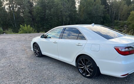Toyota Camry, 2018 год, 3 500 000 рублей, 5 фотография
