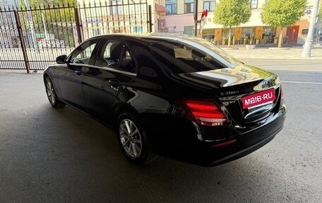 Mercedes-Benz E-Класс, 2019 год, 1 850 000 рублей, 7 фотография