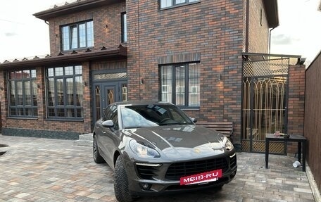 Porsche Macan I рестайлинг, 2015 год, 3 480 000 рублей, 2 фотография