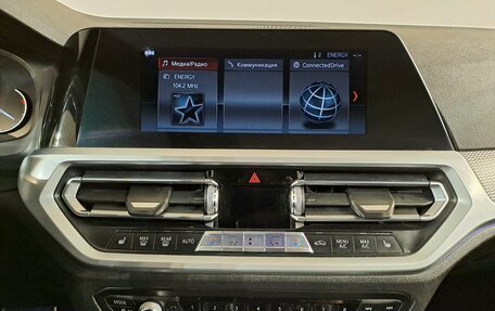 BMW 3 серия, 2019 год, 2 890 000 рублей, 21 фотография