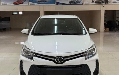 Toyota Vios III, 2022 год, 1 010 000 рублей, 2 фотография