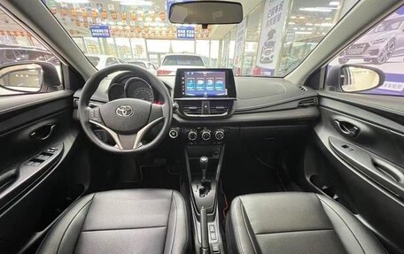Toyota Vios III, 2022 год, 1 030 000 рублей, 9 фотография