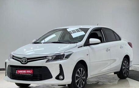Toyota Vios III, 2022 год, 1 030 000 рублей, 3 фотография