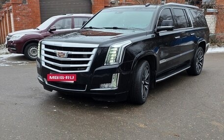 Cadillac Escalade IV, 2016 год, 3 999 999 рублей, 2 фотография