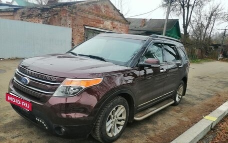 Ford Explorer VI, 2012 год, 2 400 000 рублей, 2 фотография