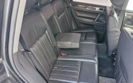 Volkswagen Touareg III, 2008 год, 1 050 000 рублей, 19 фотография