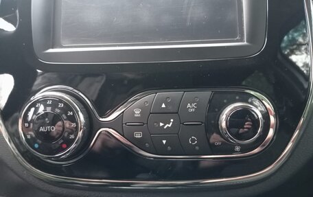 Renault Kaptur I рестайлинг, 2016 год, 1 295 000 рублей, 31 фотография