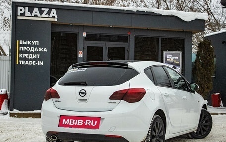 Opel Astra J, 2010 год, 639 000 рублей, 3 фотография