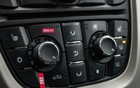 Opel Astra J, 2010 год, 639 000 рублей, 15 фотография