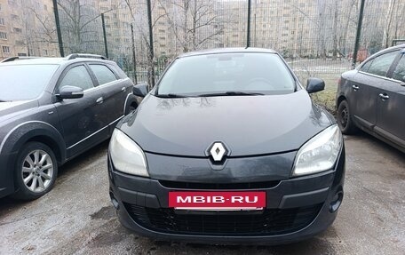 Renault Megane III, 2012 год, 750 000 рублей, 2 фотография