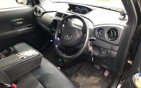 Toyota bB II рестайлинг, 2013 год, 1 050 000 рублей, 3 фотография