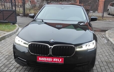 BMW 5 серия, 2021 год, 3 000 000 рублей, 1 фотография