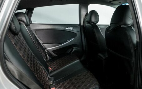 Hyundai Solaris II рестайлинг, 2015 год, 800 000 рублей, 10 фотография