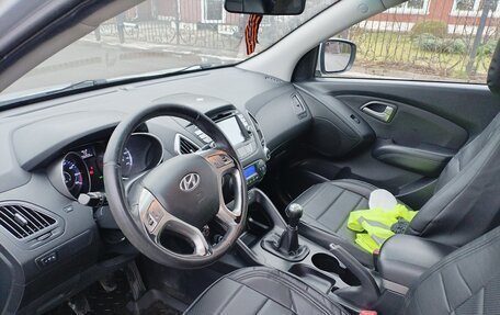 Hyundai ix35 I рестайлинг, 2012 год, 930 000 рублей, 7 фотография