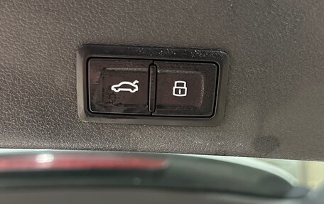 Audi A4, 2017 год, 2 100 000 рублей, 17 фотография