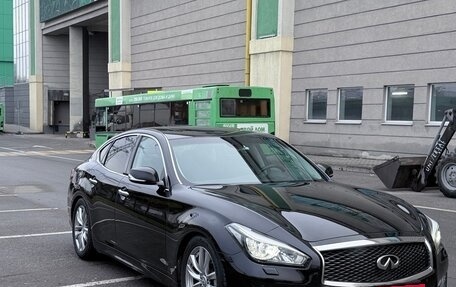 Infiniti Q70 I, 2016 год, 2 550 000 рублей, 4 фотография